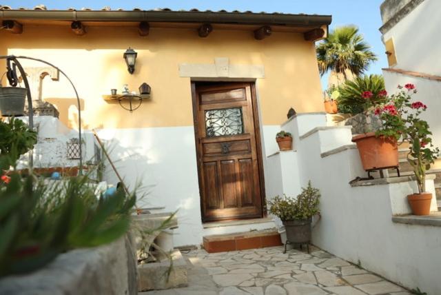 Il Casale Residence Plemmirio Exterior foto