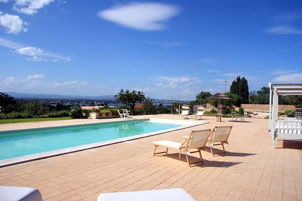 Il Casale Residence Plemmirio Exterior foto